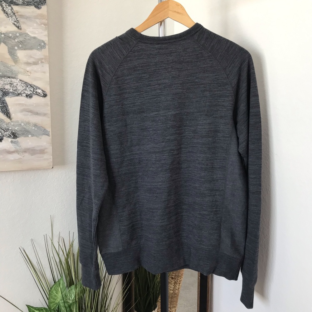 Champion Men’s Crewneck Sweater Size S - Picture 6 of 7